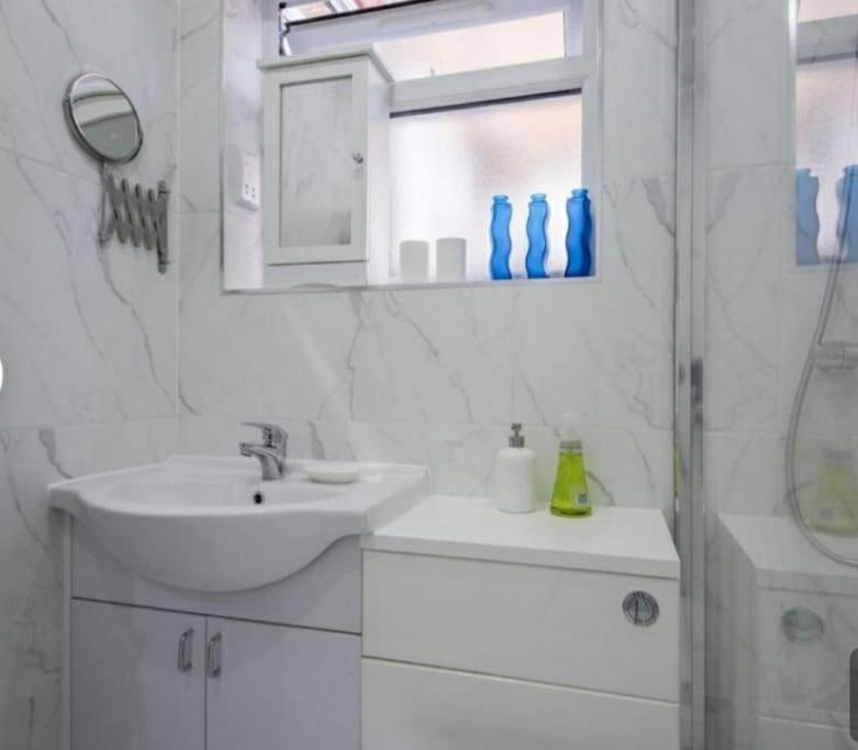 Appartamento 3 Bed Flat In Hammersmith Close To Underground *