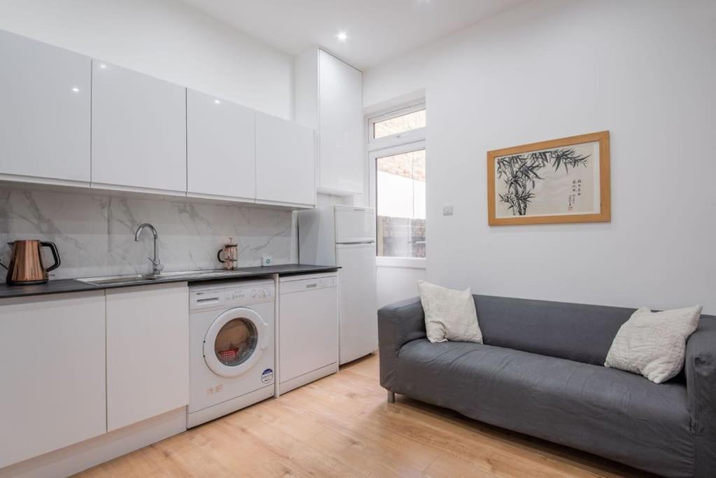 3 Bed Flat In Hammersmith Close To Underground Appartamento